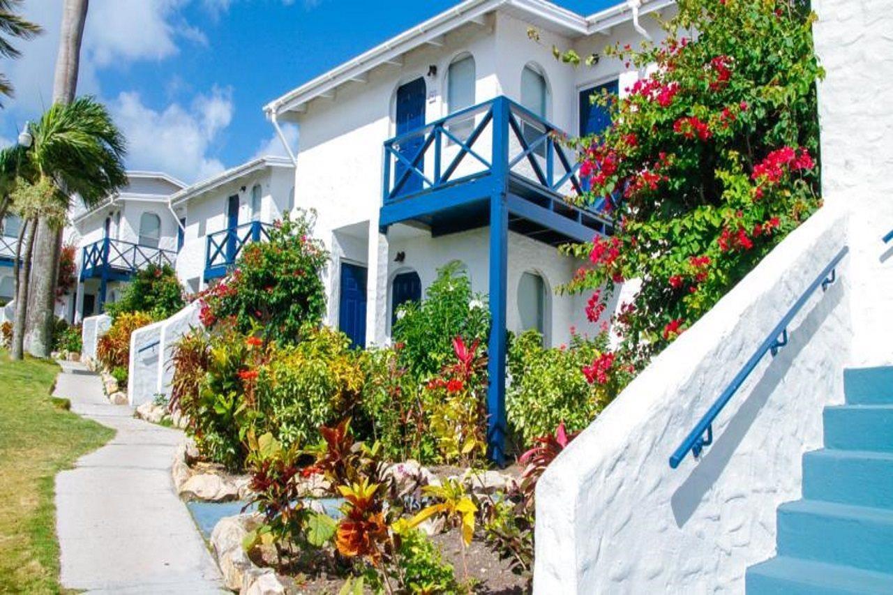 Trade Winds Hotel Dickenson Bay المظهر الخارجي الصورة