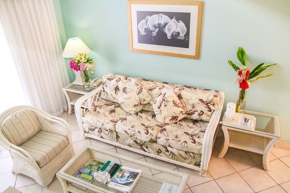 Trade Winds Hotel Dickenson Bay المظهر الخارجي الصورة