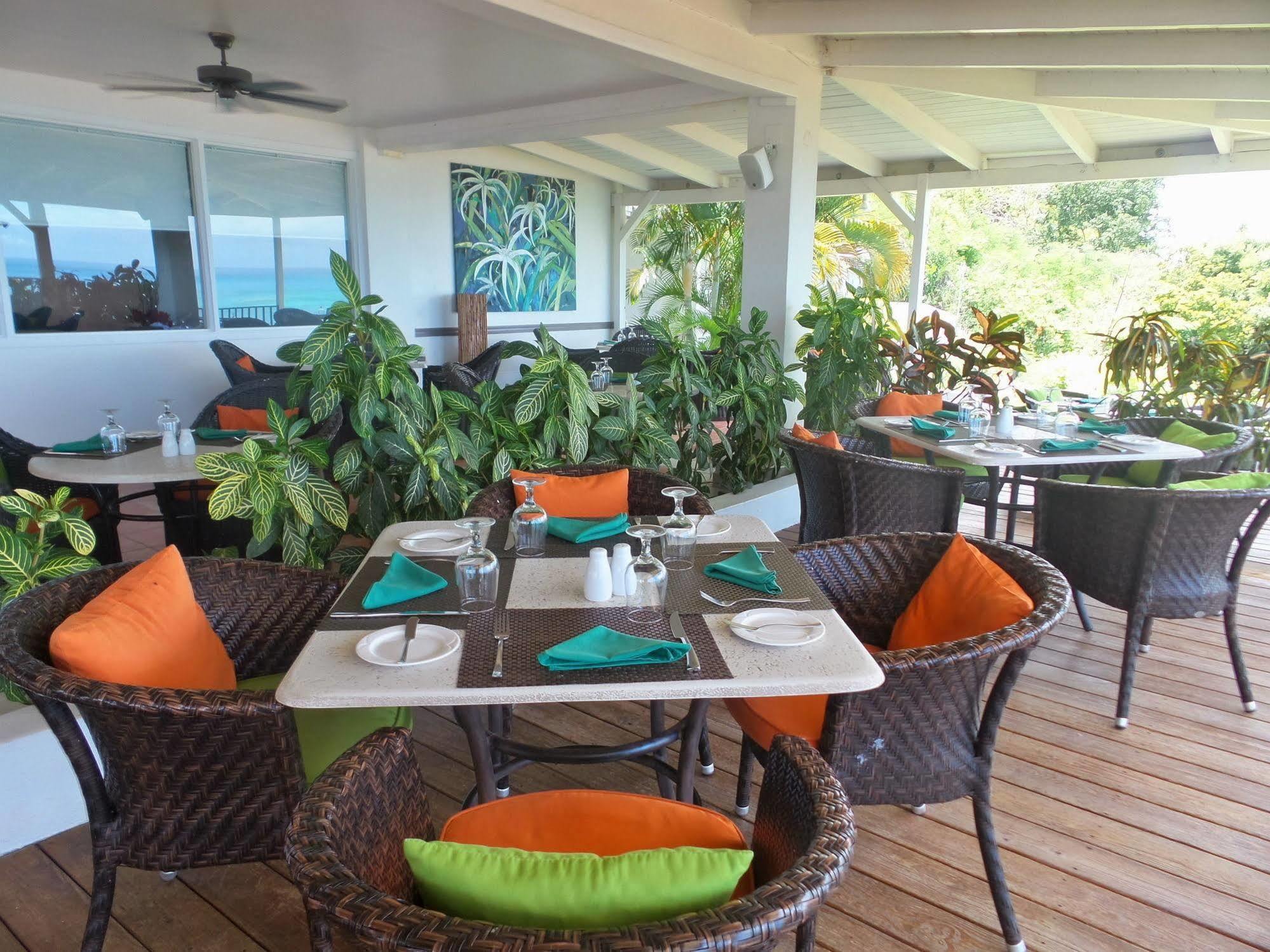 Trade Winds Hotel Dickenson Bay المظهر الخارجي الصورة